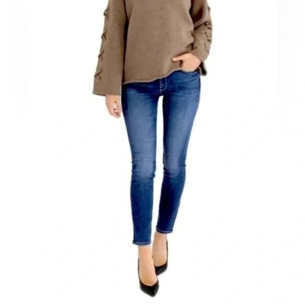 MOTHER Skinny Ankle Jeans in Medium Blue